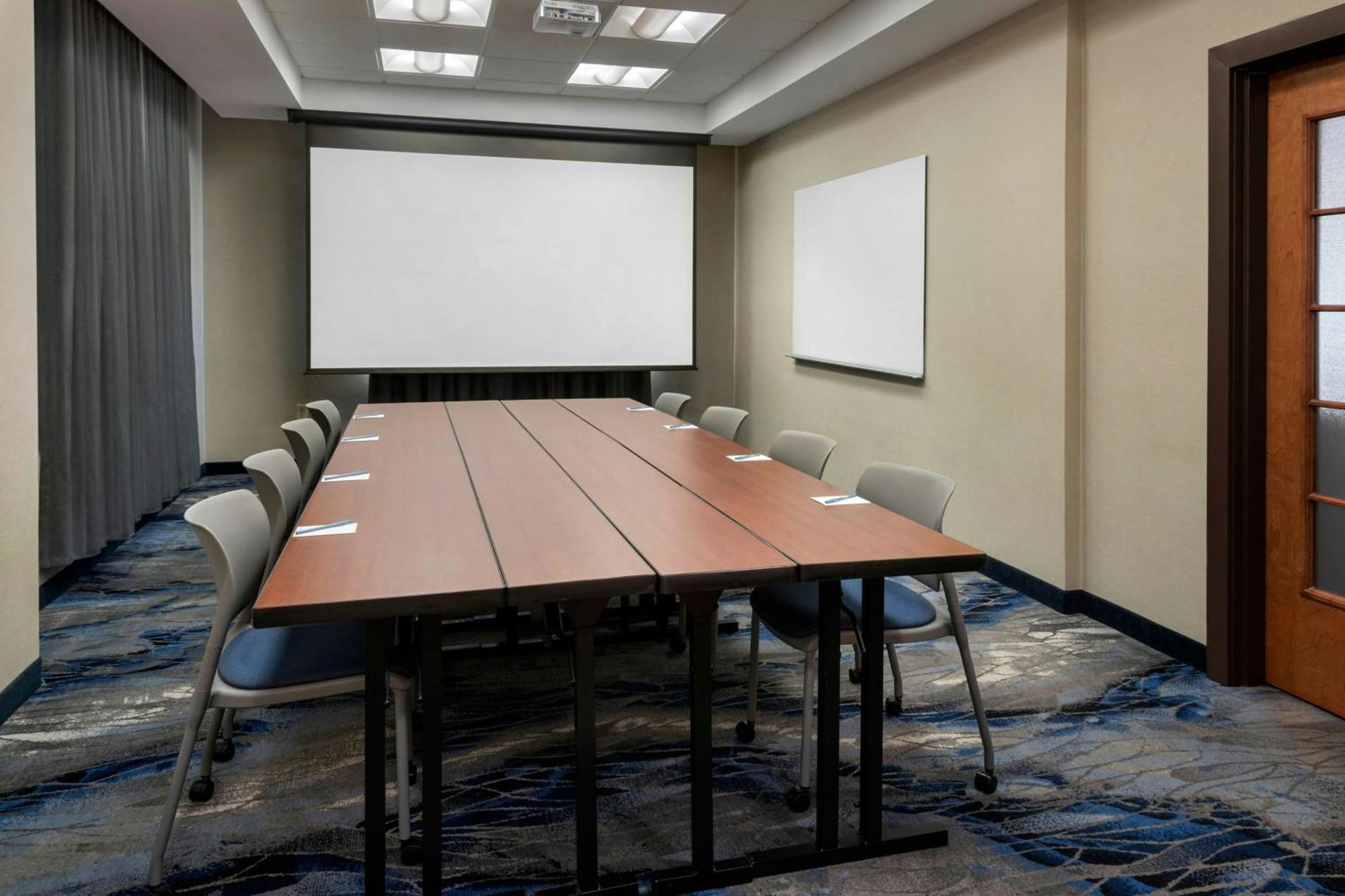 Fairfield Inn & Suites Woodbridge Avenel Extérieur photo