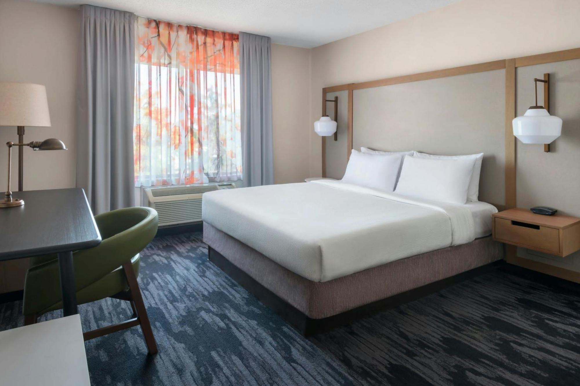 Fairfield Inn & Suites Woodbridge Avenel Extérieur photo